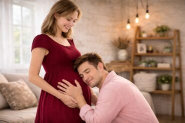 6 Weeks Pregnancy hidden pregnancy signs​ implantation bleeding fatigue nausea implantation bleeding vs period